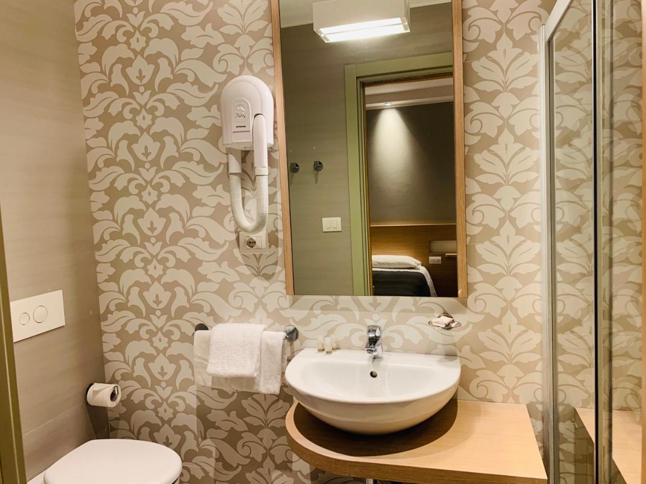 Hotel Liane ريتشوني المظهر الخارجي الصورة